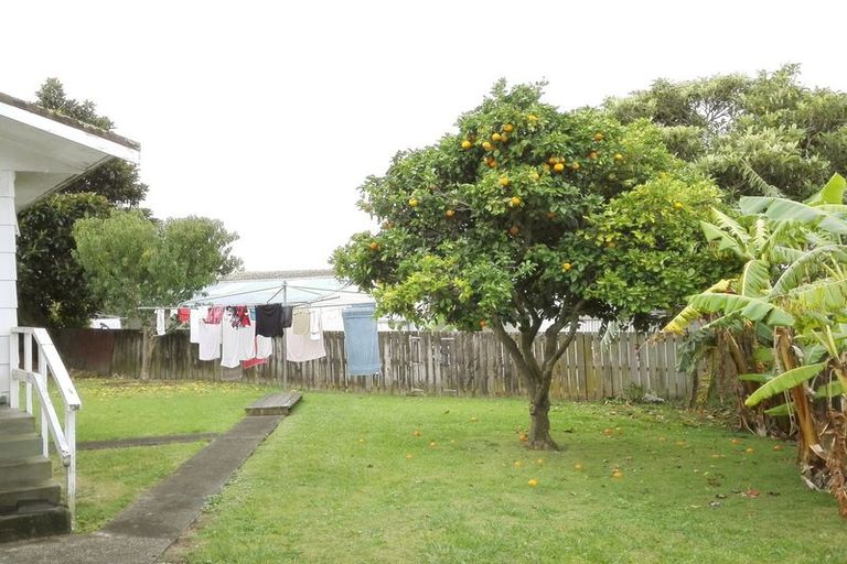 Photo of property in 7 Foster Place, Mangere East, Auckland, 2024