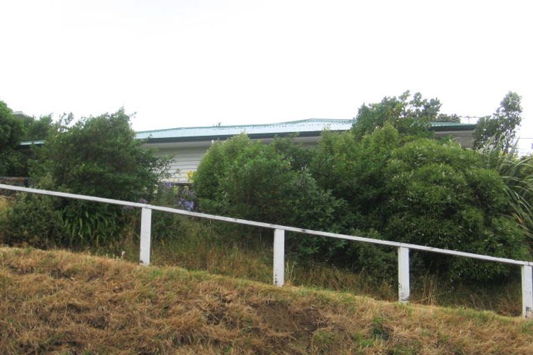 Photo of property in 14 Huntingdon Street, Northland, Wellington, 6012