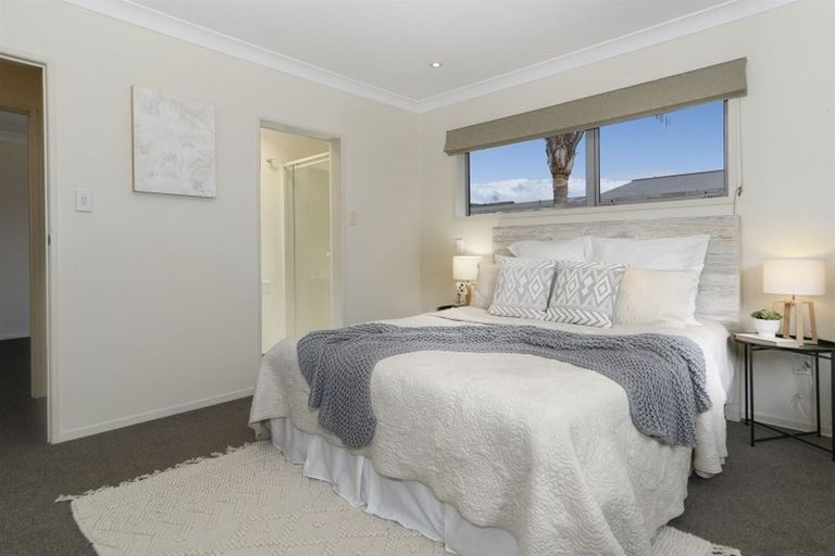 Photo of property in 5 Rewarewa Place, Matua, Tauranga, 3110