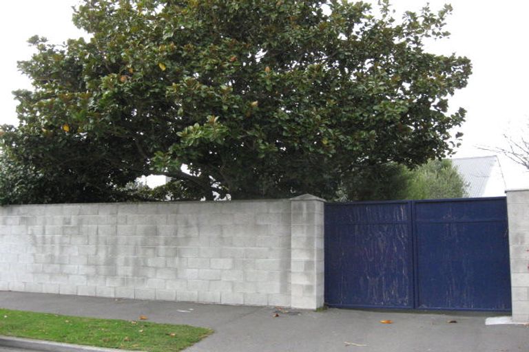 Photo of property in 38 Mcdougall Avenue, St Albans, Christchurch, 8014