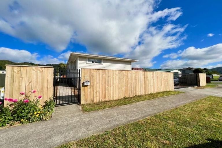 Photo of property in 23 Grimsby Grove, Wainuiomata, Lower Hutt, 5014