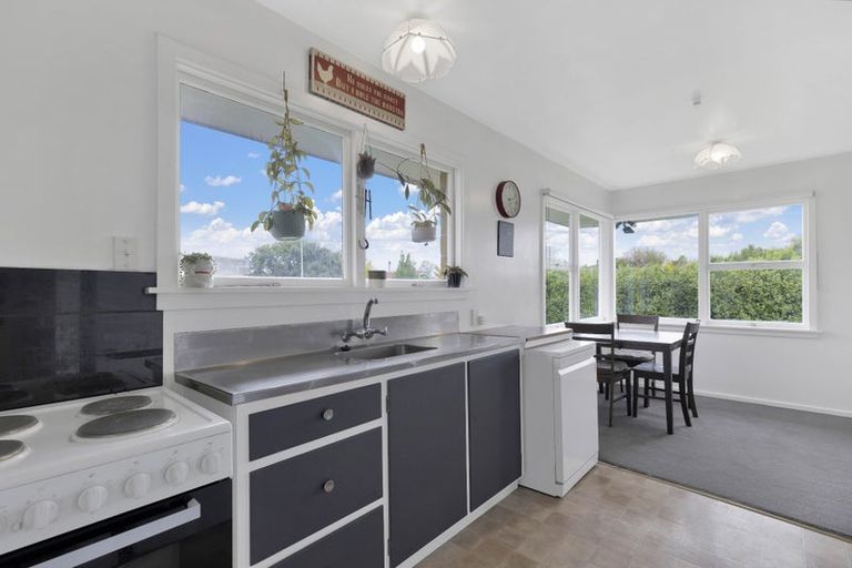 Photo of property in 4 Buss Street, Rangiora, 7400