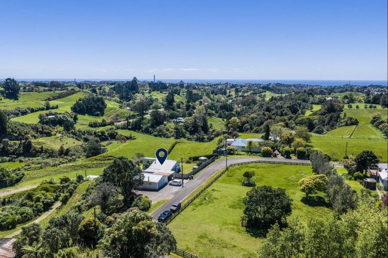 Photo of property in 38 Atkinson Road, Hurworth, New Plymouth, 4371