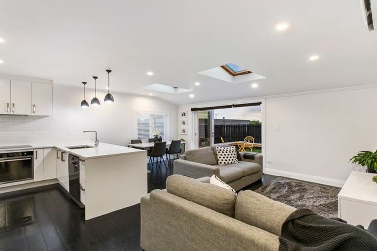 Photo of property in 1/11 Nelson Street, Papakura, 2110