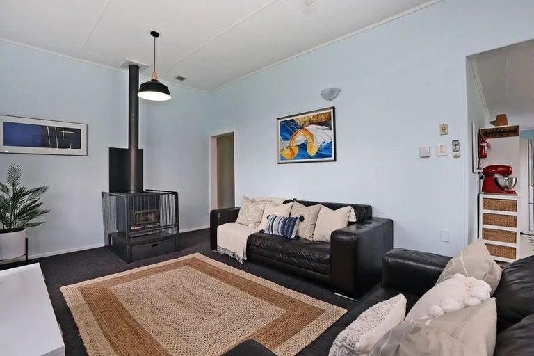 Photo of property in 211 Willowpark Road South, Hastings, 4122