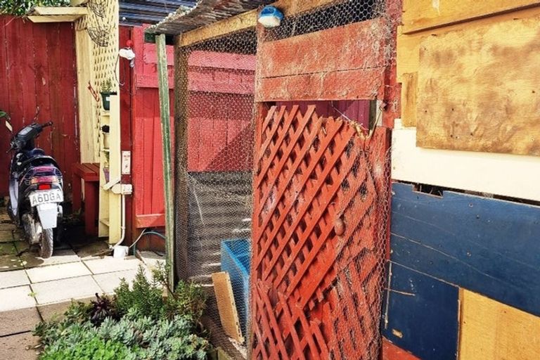 Photo of property in 43 Norton Street, Te Kopuru, 0391