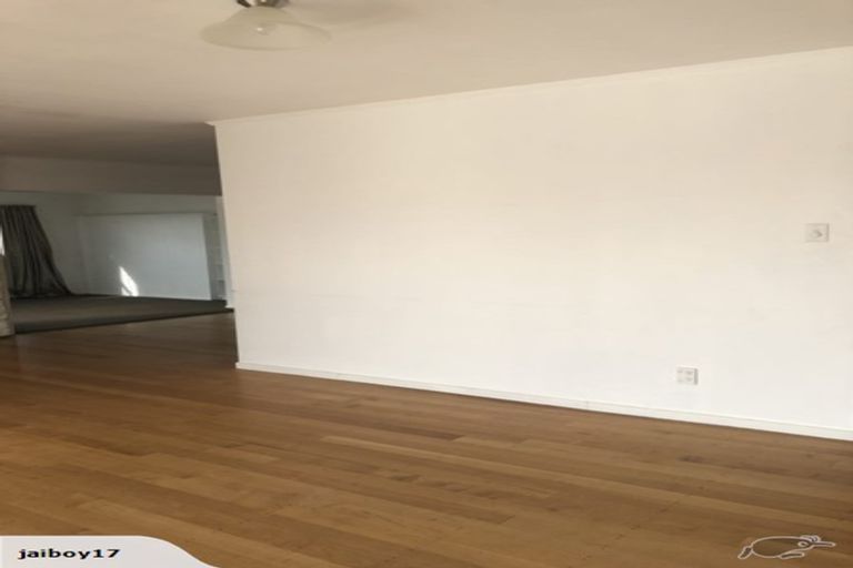Photo of property in 21 Cochrane Street, Fairy Springs, Rotorua, 3015