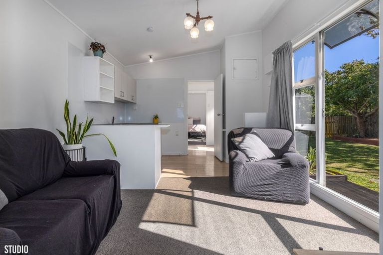 Photo of property in 85 Ruahine Street, Paraparaumu, 5032