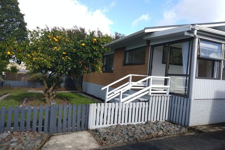 Photo of property in 1/9 Thorburn Avenue, Red Beach, 0932