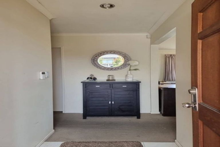 Photo of property in 18 Jury Place, Favona, Auckland, 2024