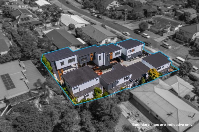 Photo of property in 12 Manuwai Road, Torbay, Auckland, 0630