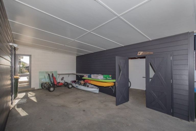 Photo of property in 80 Forest Heights, Wanaka, 9305