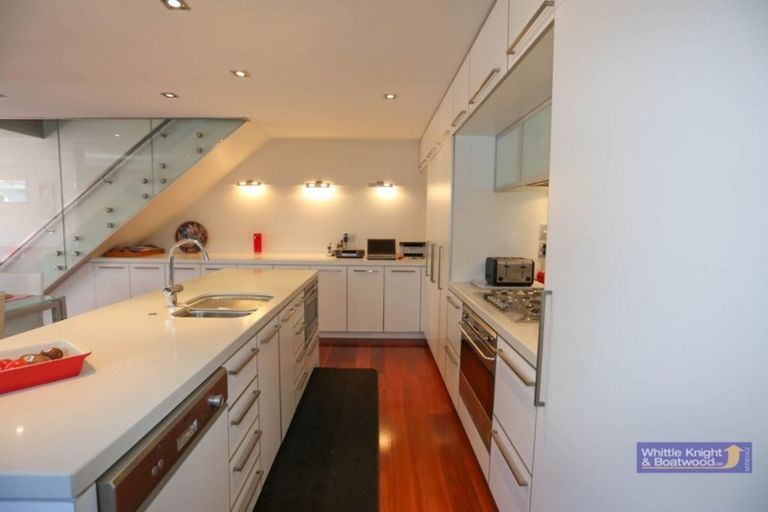 Photo of property in 10 Holly Road, St Albans, Christchurch, 8014