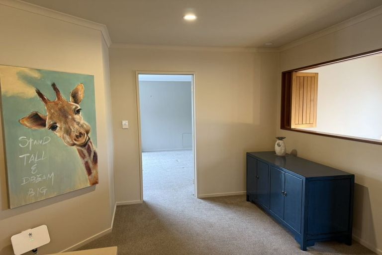 Photo of property in 2 Centaur Close, Albany, Auckland, 0632