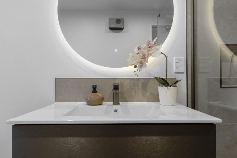 Photo of property in 10 Waterford Farm Road, Halswell, Christchurch, 8025