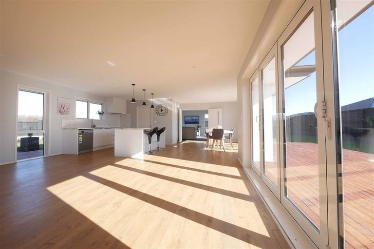 Photo of property in 7 Springbrook Close, Rangiora, 7400
