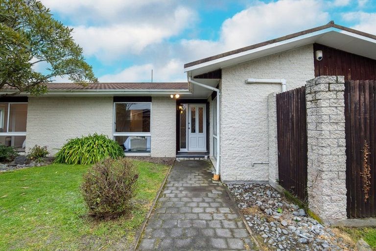 Photo of property in 18 Mendip Place, Casebrook, Christchurch, 8051