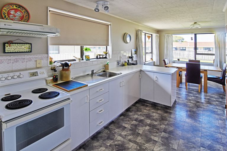 Photo of property in 20 Massey Place, Masterton, 5810