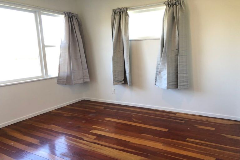 Photo of property in 2 Belgrave Place, Papakura, 2110