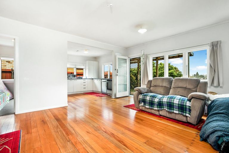 Photo of property in 7 Church Street, Tuakau, 2121