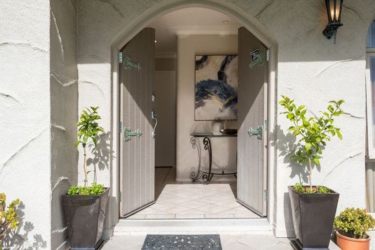 Photo of property in 4 Broman Place, Half Moon Bay, Auckland, 2012