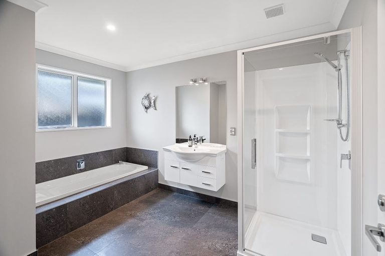 Photo of property in 22 Euphrasie Drive, Aidanfield, Christchurch, 8025