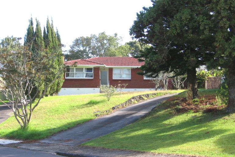 Photo of property in 7 Mayburn Road, Te Atatu Peninsula, Auckland, 0610