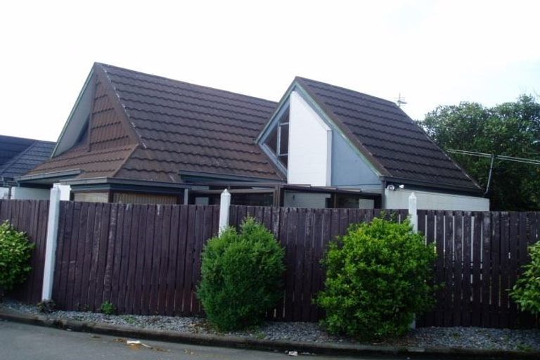 Photo of property in 43n Waimairi Road, Upper Riccarton, Christchurch, 8041