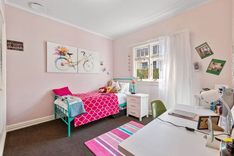 Photo of property in 108 Knowles Street, St Albans, Christchurch, 8052