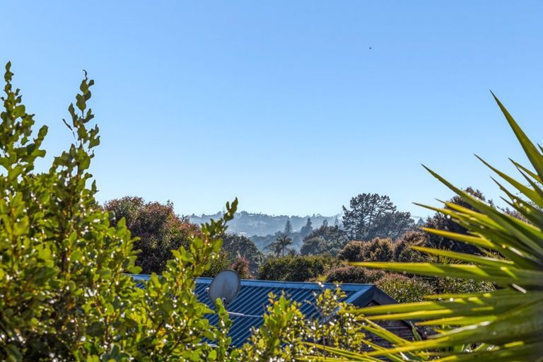 Photo of property in 15/61a Birkdale Road, Birkdale, Auckland, 0626