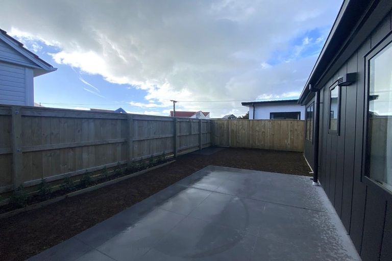 Photo of property in 11 Clinton Street, Fitzroy, New Plymouth, 4312