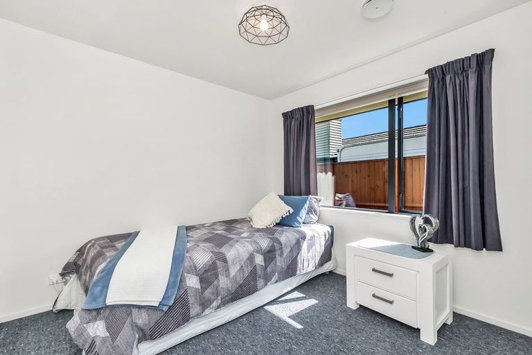 Photo of property in 16 Globe Bay Drive, Templeton, Christchurch, 8042