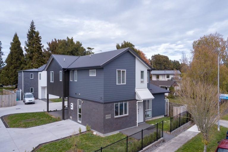 Photo of property in 7u2 Hibiscus Avenue, Hamilton Lake, Hamilton, 3204
