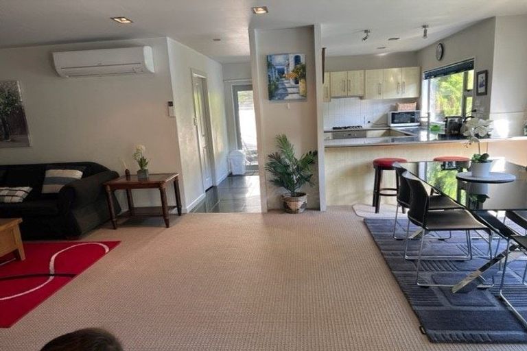 Photo of property in 17u2 Blackbridge Road, Wadestown, Wellington, 6012