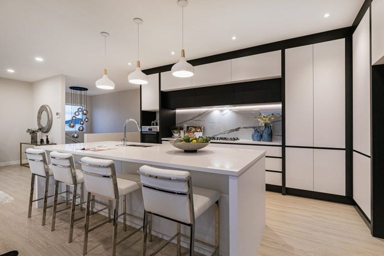 Photo of property in 7 Surf View Crescent, Red Beach, 0932