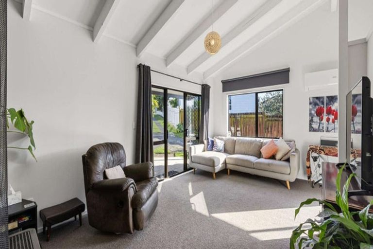 Photo of property in 2/56 Heron Avenue East, Matua, Tauranga, 3110