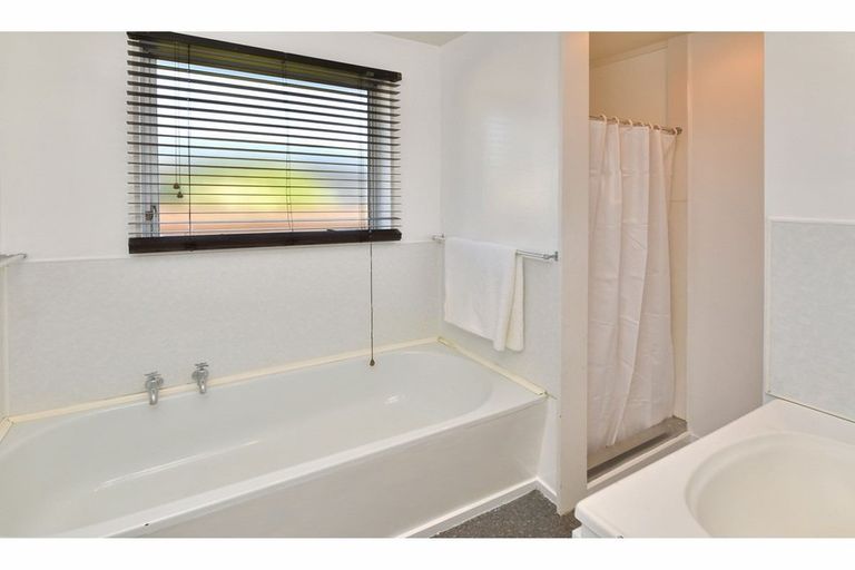 Photo of property in 36 Oldwood Street, Bishopdale, Christchurch, 8053