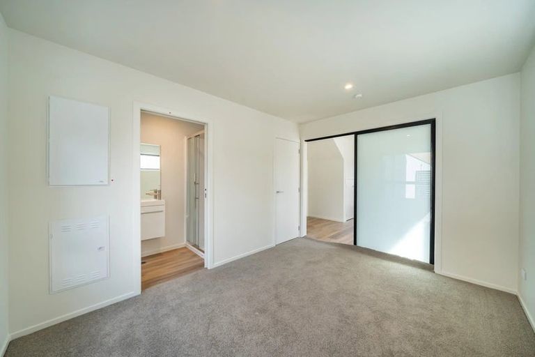 Photo of property in 92/16a Cambridge Terrace, Waterloo, Lower Hutt, 5011