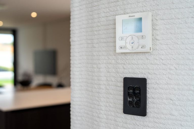 Photo of property in 2/1 City View Terrace, Birkenhead, Auckland, 0626