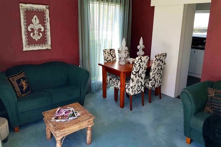 Photo of property in 14 Omega Place, Casebrook, Christchurch, 8051