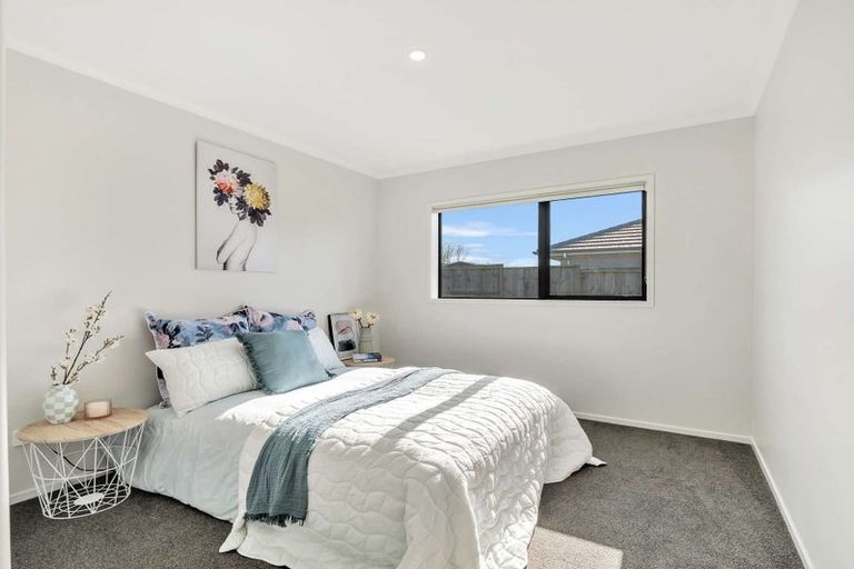 Photo of property in 13 Olney Court, One Tree Point, 0118