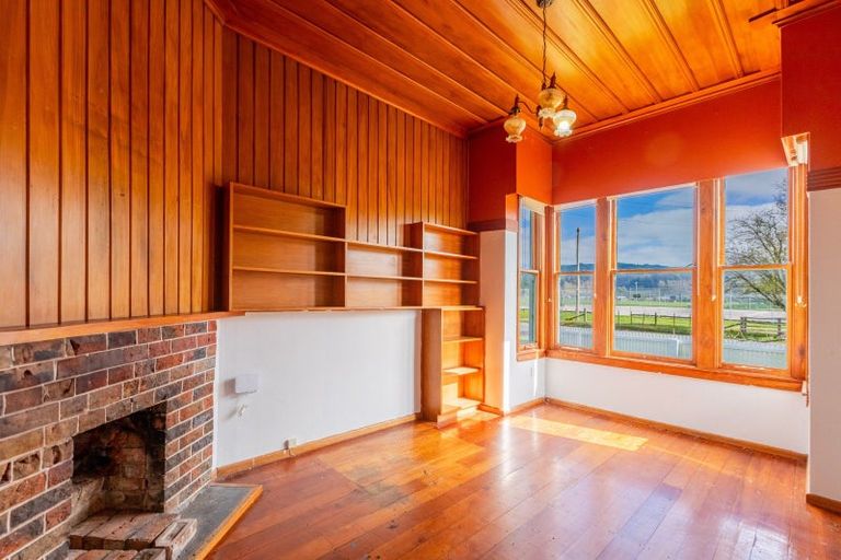 Photo of property in 19 Rochfort Street, Otane, 4202