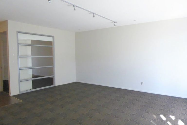 Photo of property in Vespa Apartments, 304/20 Hanson Street, Mount Cook, Wellington, 6021