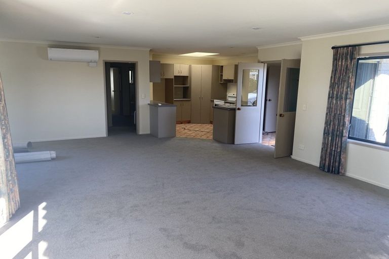 Photo of property in 230 Tukapa Street, Westown, New Plymouth, 4310