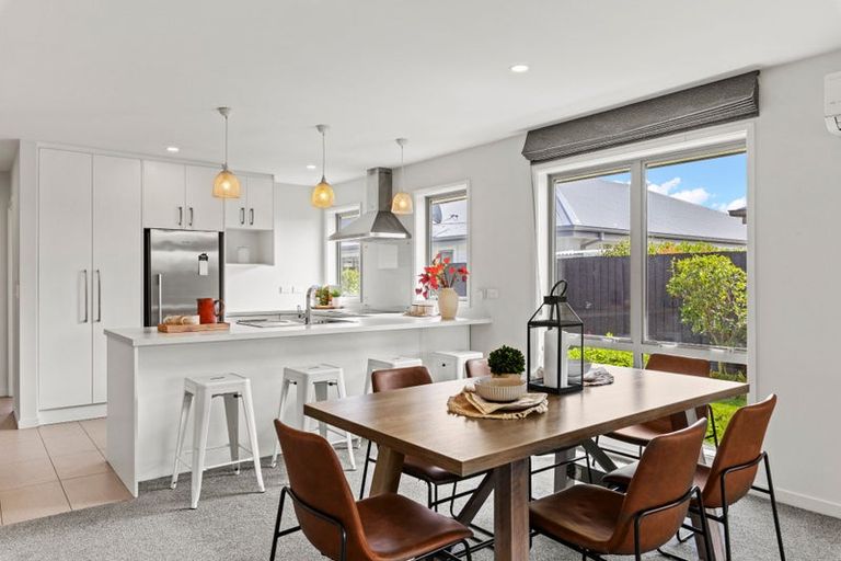 Photo of property in 5 Limbrick Close, Wigram, Christchurch, 8042