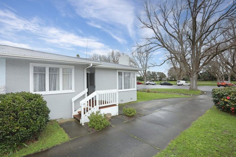 Photo of property in 1/115 Victoria Avenue, Hokowhitu, Palmerston North, 4410