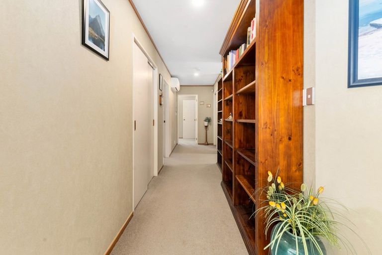 Photo of property in 52 Tawavale Street, Pukehangi, Rotorua, 3015