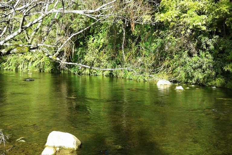 Photo of property in 1216 Wekaweka Road, Waimamaku, Kaikohe, 0473