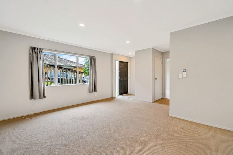 Photo of property in 26 Kellett Road, Ranui, Auckland, 0612
