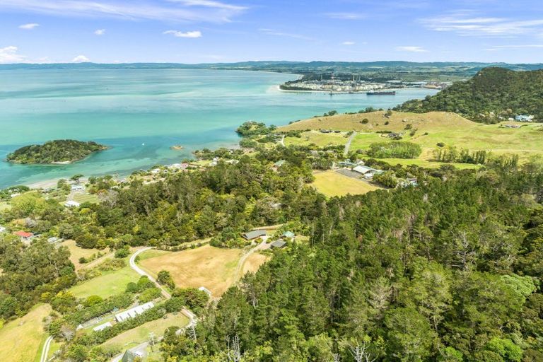 Photo of property in 43 Whangarei Heads School Road, Whangarei Heads, Whangarei, 0174